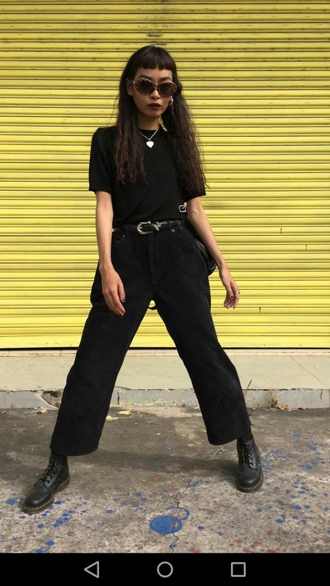 All Black Outfits For Work Restaurant, Line Cook Outfit, Sofi Tukker Outfit, All Black Barista Outfit, Alternative Outfits For Work, Goth Trousers Outfit, Alternative Fashion Work Outfits, Grunge Minimalist Outfits, Business Casual Outfits Alt