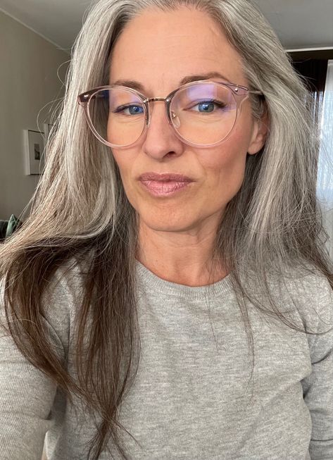 Gray Hair Glasses, Color Gray Hair, Hair Color Gray, Grey Hair And Glasses, Gray Hair Transition, Silver Haired Beauties, Gray Hair Color, Long White Hair, Hair Transition