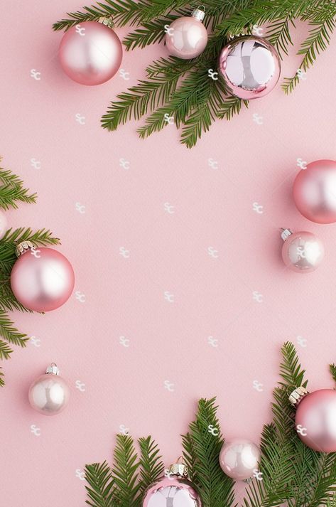 Wallpaper Portrait, Pink And White Christmas, Christmas Tree Wallpaper, Christmas Wallpaper Backgrounds, Xmas Wallpaper, Christmas Promotion, Gold Stock, Holiday Images, Christmas Phone Wallpaper