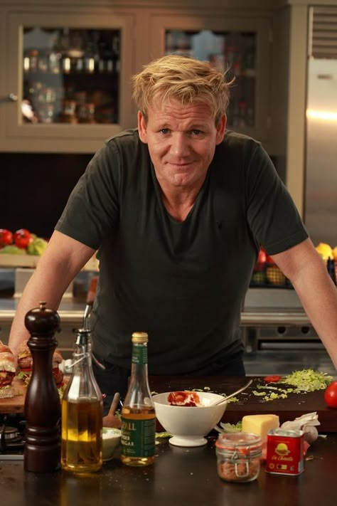 Gorden Ramsay, Chef Ramsey, Lamb Sauce, Gordon Ramsay Recipes, Gordon Ramsay Recipe, Chef Gordon Ramsay, Chef Gordon, Yes Chef, Professional Cooking