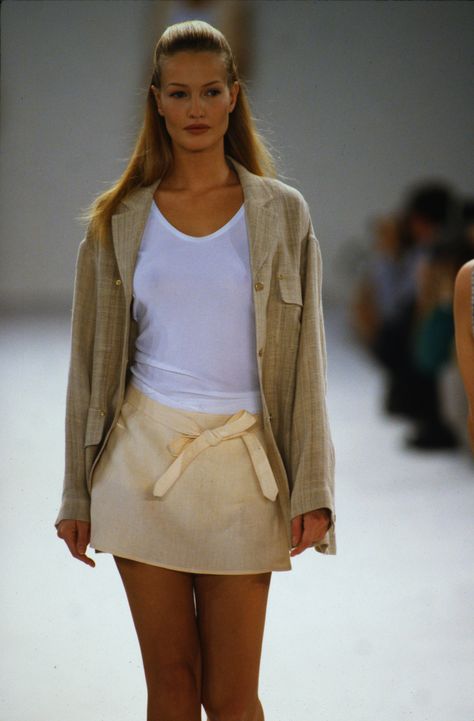 Karen Mulder, 90s Runway Fashion, Isaac Mizrahi, Looks Chic, Mode Inspo, 가을 패션, Looks Style, Couture Fashion, 90s Fashion