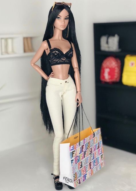 Barbie Cartoon, Barbie Fashionista Dolls, Crochet Barbie Clothes, Barbie Model, Barbie Dress Fashion, Poppy Parker Dolls, Doll Clothes Barbie, Barbie Life, Barbie Fashionista