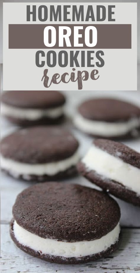 Have a craving for some Oreos? Now you can make your own copycat homemade Oreo cookies from scratch using this easy recipe. They're nice and soft and delicious! Watermelon Sorbet Recipes, Homemade Oreo Cookies, Homemade Oreos, Oreo Cookie Recipes, Sorbet Recipes, Oreo Dessert, Best Cookie Recipes, Cookies Ingredients, Oreo Cookies