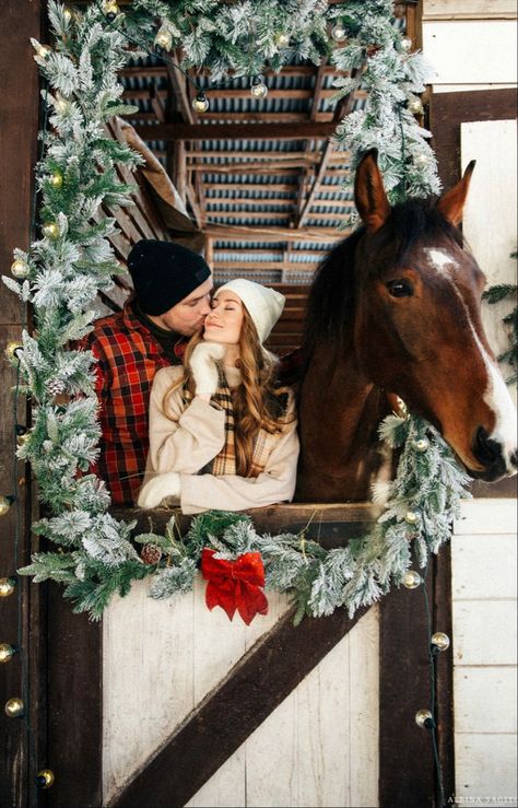 Horse Holiday Photos, Christmas Photos With Horses, Farm Christmas Photoshoot, Horse Christmas Photoshoot, Christmas Barn Photo Session, Country Christmas Photoshoot, Farm Christmas Pictures, Christmas Horse Photoshoot, Western Christmas Photoshoot