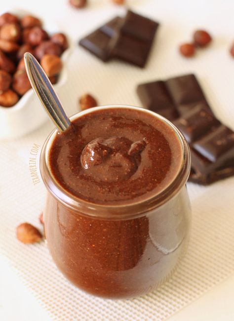 Paleo Chocolate Hazelnut Butter Spread (vegan, gluten-free, dairy-free) – naturally sweetened and super easy! Soy Free Desserts, Homemade Nut Butter, Sweet Foods, Hazelnut Butter, Paleo Food, Paleo Chocolate, Scarf With Fringe, Butter Spread, Nut Butters