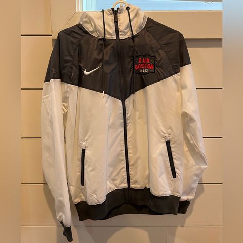 Nwt Windrunner Jacket Size Small Exclusive Stylewasn’t Widely Available For Purchase Boston 2023, Nike Rain Jacket, Green Windbreaker, Mens Rain Jacket, Nike Windbreaker Jacket, Vintage Nike Windbreaker, Windrunner Jacket, Mens 90s, Windbreaker Jacket Mens