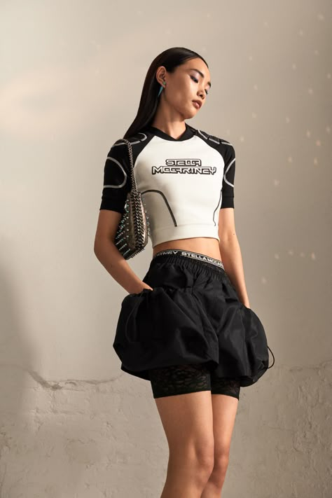 Circus Maximus, Outfits Athletic, Tennis Fashion, Sporty Outfits, Style Mistakes, Sporty Style, Athletic Wear, Sport Fashion, Casual T Shirts