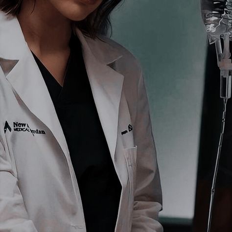 Blonde Doctor Aesthetic, Scientist Outfit Aesthetic, Scientist Aesthetic Outfit, Lab Coat Aesthetic, Scientist Clothes, Scientist Outfit, Victoria Wood, Nurse Aesthetic, Combat Medic