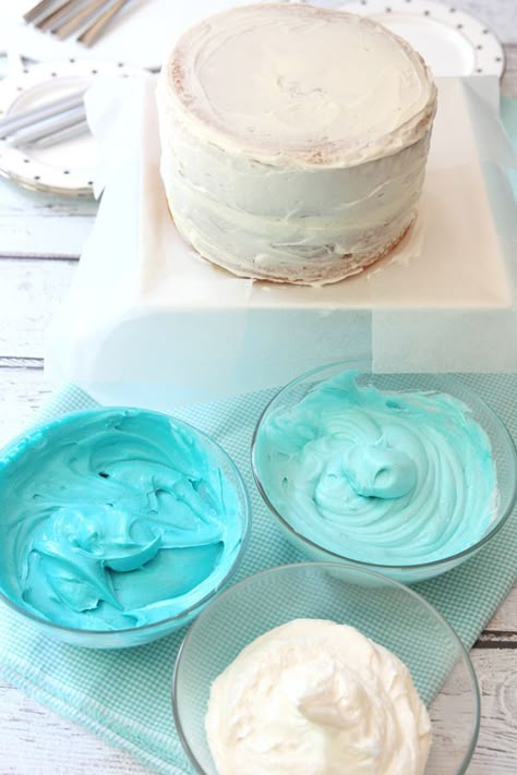 How Much Cake, Homemade Frozen Birthday Cake, Diy Ombre Cake, Ombre Frosting Cake, Blue Frosting Cake, Ombre Icing Cake, How To Ice A Cake, How To Frost A Cake, Diy Frozen Cake