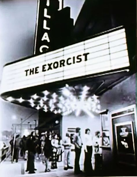 Old Movies Aesthetic, The Exorcist Book, Exorcist Aesthetic, Old Movie Theater, Hollywood Halloween, Movie Theater Aesthetic, Exorcist Movie, Best Classic Movies, The Exorcist 1973