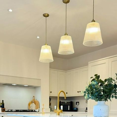 Jonathan Armitage on Instagram: "From three rooms to one stunning space! 🏡✨ Our latest transformation features Howdens Halesworth style kitchen in the shade porcelain. The finishing touches of herringbone floors, velux windows, and a bespoke media unit give a seamless blend of style and functionality. #OpenPlanLiving #HowdensDesign #HomeTransformation #kitchentransformation #buildersofinsta" Howdens Halesworth, Herringbone Floors, Velux Windows, Kitchen Transformation, Herringbone Floor, Media Unit, Kitchen Reno, Style Kitchen, Open Plan Living