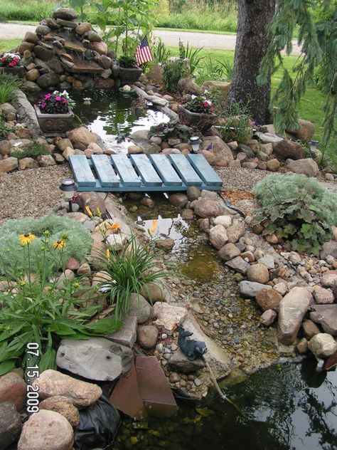 Small Garden Bridge Ideas, Meadow Landscaping, Backyard Bridges, Backyard Stream, Garden Bridges, Serenity Garden, Casa Hobbit, Garden Pond Design, Landscaping Diy