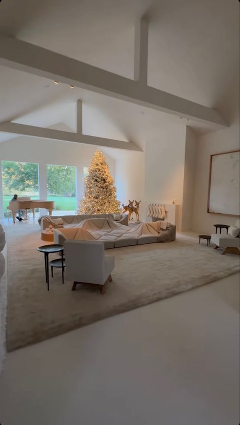 Restoration Hardware Style Bedroom, Kim Kardashian House Interior, Kim And Kanye House, Minimalist Monastery, Kanye House, Kanye West House, Kim K House, Kim Kardashian House, Kim Kardashian Home