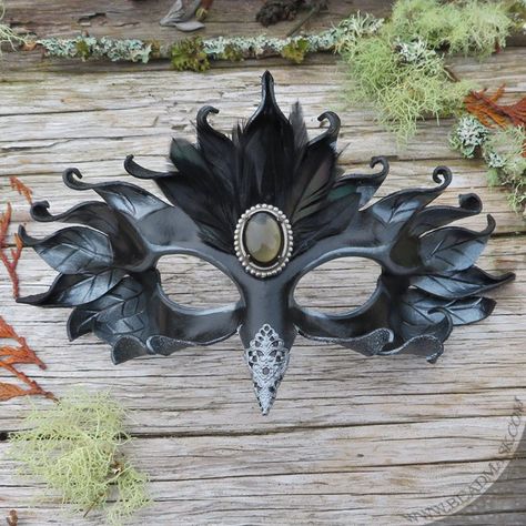 Silver Raven Mask Animal Masks Masquerade, Princess Aesthetic Dresses, Masquarade Mask, Dark Fairy Costume, Harlequin Mask, Raven Costume, Raven Mask, Crow Mask, Mask For Halloween