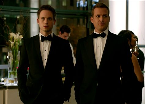 Mike And Harvey, Mike Ross And Harvey Specter, Suits Harvey X Mike, Harvey And Mike, Suits Harvey And Mike, Mike And Harvey Friendship, Suits Drama, Harvey From Suits, Harvey Movie Jimmy Stewart