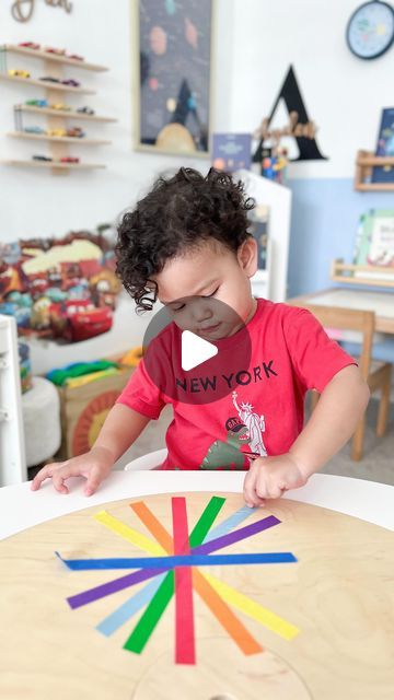 Fine Motor Skill Development Activities, Fine Motor Skills Activities 2 Year, Sensorial Activities For Preschoolers, Tape Activities For Toddlers, Daycare Activities Preschool, Fine Motor Sensory Activities, Fine Motor Development Activities, Activity For 2 Yrs Old, Fine Motor Skills For Toddlers