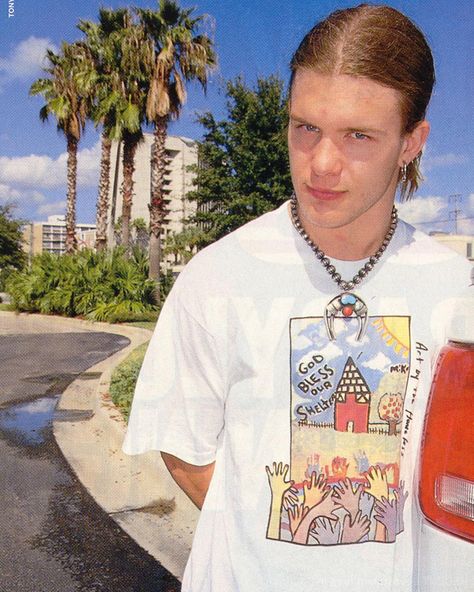 Shannon Hoon on Instagram: “photo of Shannon by Tony Mottram / RAW magazine November 1993 #shannonhoon” Shannon Hoon, Blind Melon, Military Haircut, Answering Machine, Lafayette Indiana, I'm With The Band, Alice In Chains, What Ever, Melon