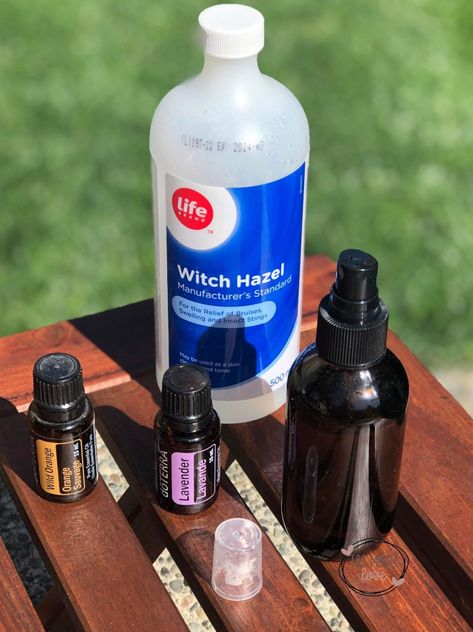 How to Make a Lavender Room Spray | Essential Oils Room Spray Essential Oils, Lavendar Oil, Lavender Room Spray, Essential Oil Bug Spray, Room Spray Recipe, Diy Bug Spray, Diy Room Spray, Lavender Room, Lavender Spray