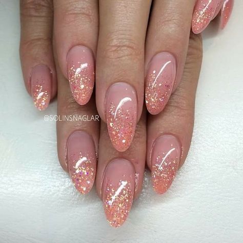 Glitter Tips, Ombre Nails Glitter, Nail Art Wedding, Trendy Nail Art, Glam Nails, Neutral Nails, Glitter Nail Art, Classy Nails, Best Acrylic Nails