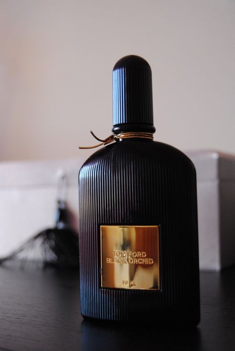 Mens Cosmetics, Black Orchid Perfume, Black Orchid Tom Ford, Orchid Perfume, Perfume Tom Ford, Fragrances Perfume Men, Perfume Hacks, 2023 Wishlist, Tom Ford Perfume