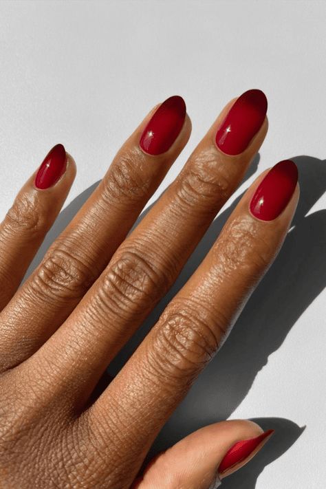 20 Drop Dead Gorgeous Summer Nail Colors For Dark Skin Beauties Rothko Red, Red Wedding Nails, Mood Nail Polish, Longer Nails, Best Summer Nail Color, Thermal Nail Polish, Thermal Nails, Red Manicure, Colors For Dark Skin