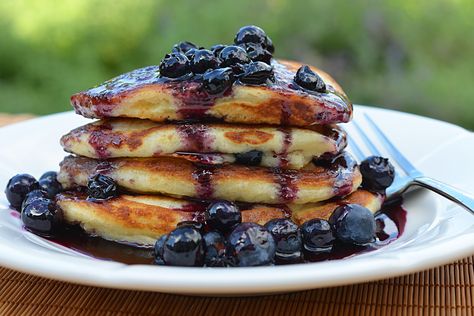 TESTED & PERFECTED RECIPE – Fluffy buttermilk pancakes studded with juicy fresh blueberries and topped with a gorgeous deep purple blueberry syrup. Blueberry Candle, Homemade Blueberry Syrup, Blueberry Buttermilk Pancakes, Sugary Treats, Buttermilk Pancakes Fluffy, Once Upon A Chef, Pancake Recipe Buttermilk, Lafayette Indiana, Blueberry Syrup