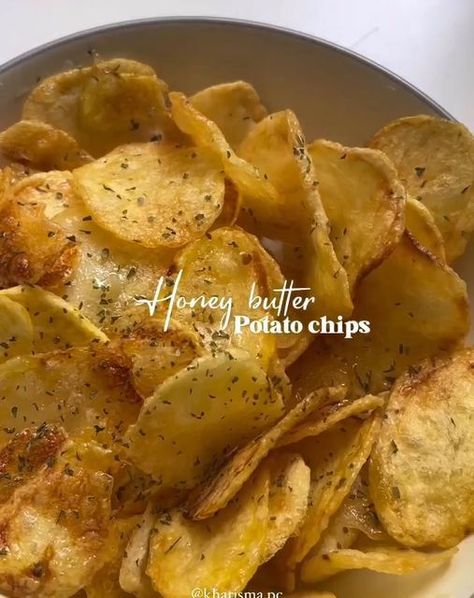 Snacks Bites recipes on Instagram: "1,2 or 3?
Which one of these recipes by @kharisma.pc would you love to try?

FREE Biweekly recipe newsletter
LINK IN BIO👆

1️⃣ Honey butter potato chips
2️⃣ Garlic bread cheesy bites
3️⃣ Potato cheese croquettes

Ingredients in the comments ⬇️

🎥 & Recipes by @kharisma.pc
•

•

•

•

•

#foodblog #foodblogger #foodie #food #foodporn
#foodphotography #foodstagram #instafood
#foodlover #foodpics #yummy #loodgasm
#delicious #foodiesofla #lafoodie #foodiesofinstagram
#homemade #healthyfood #instagood #foodgram
#tasty #foodlovers #foods #cooking #dinner
#foodbloggers #foodstyling #breakfast #foodlove" Butter Potatoes, Snack Bites, Honey Butter, Croquettes, Potato Chips, Food Pictures, Food Styling, Food Lover, Food Blogger