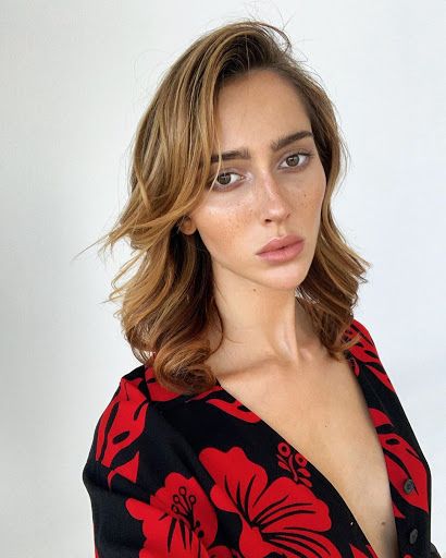 Victoria Volkova, Jamie Rose, Jamie Clayton, High Fashion Models, Latest Instagram, Floral Outfit, Red Outfit, Beauty Women, Most Beautiful