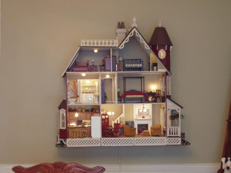 The McKinley, a wall hanging dollhouse kit by Greenleaf Dollhouses ~ Paula O'Neal Mckinley Dollhouse Kit, Mckinley Dollhouse, Miniature Dollhouses, Dollhouse Design, Dollhouse Inspiration, Dolls House Interiors, Victorian Dolls, Miniature Rooms, Modern Dollhouse