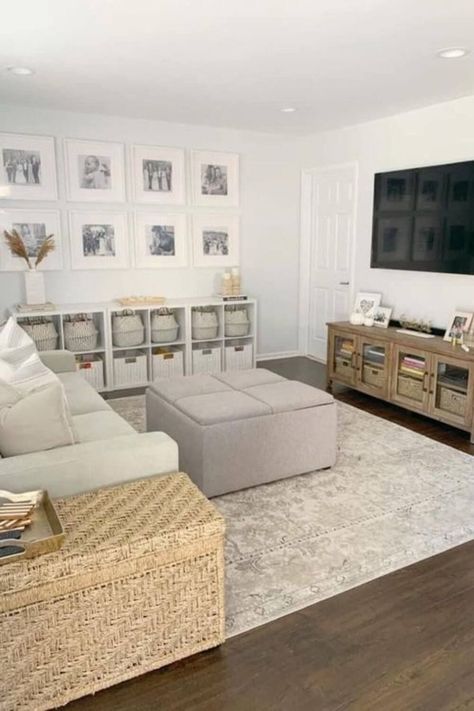 32 Easy Living Room Decor Ideas That Are Transformative – Of The Wall Playroom And Tv Room Combo, Toy Organization Living Room, Easy Living Room Decor, Kid Friendly Family Room, Guest Room Playroom, Family Playroom, Play Nook, Small Tv Room, Family Room Playroom