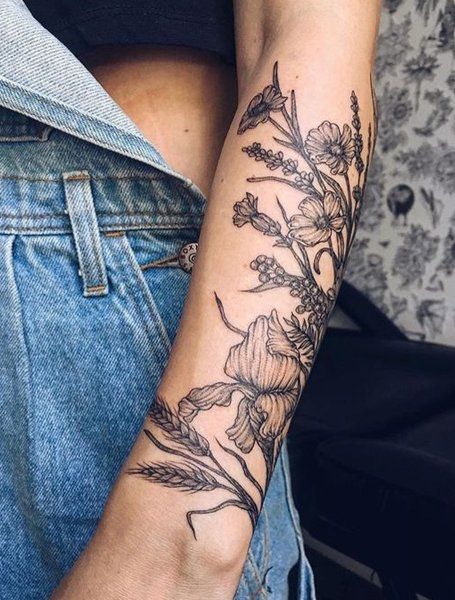 Tattoo Women Ideas, Vintage Tattoo Sleeve, Carnation Tattoo, Tattoo White, Tattoos For Women Half Sleeve, Floral Tattoo Sleeve, Forearm Tattoo Women, Flower Tattoo Sleeve, Leg Sleeve Tattoo