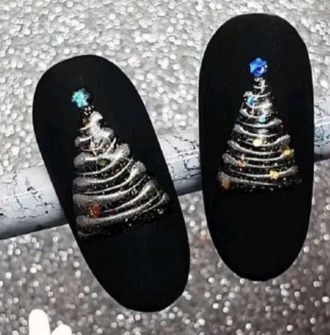 Matte black with silver Christmas tree Silver Christmas Tree Nails, Black Xmas Tree, Christmas Tree Nail Designs, Christmas Tree Nails, Holiday Nail Designs, Silver Christmas Tree, Holiday Nail, Easy Nails, Metal Christmas Tree