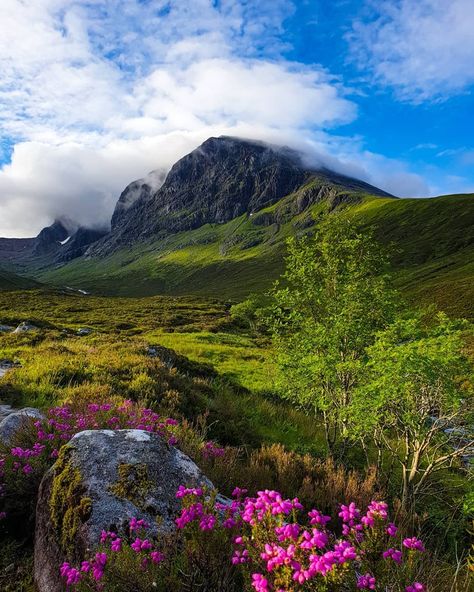 Scotland Mountains, Scotland Aesthetic, Uk Landscapes, Mountains Aesthetic, Ben Nevis, The United Kingdom, Scotland Travel, British Isles, Ancient Cities