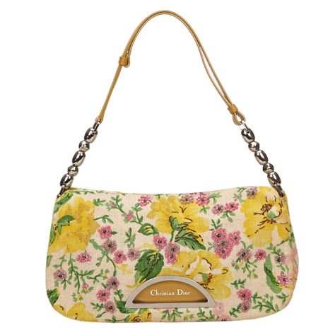 Dior Multicolored Embroidered Floral Malice Shoulder Bag 2000s Fashion Icons, Dior Purse, Denim Bags, Cowgirl Chic, Flap Shoulder Bag, Destiny's Child, Vintage Bag, Birthday Wishlist, Denim Bag