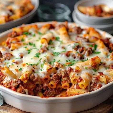 Baked Ziti with Italian Sausage Casserole - Recipecs Italian Sausage Casserole, Ziti Al Forno, Turkey Sausage Recipes, Ground Turkey Sausage, Baked Ziti With Sausage, Turkey Pasta, Baked Rigatoni, Baked Penne, Italian Turkey