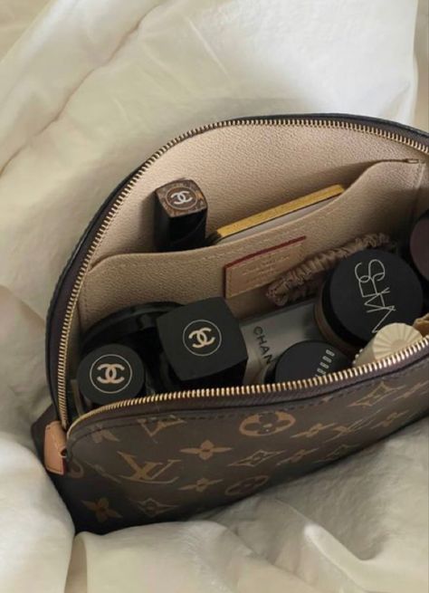 Louis vuitton beauty case. Gold Brunette, Louis Vuitton Makeup Bag, Louis Vuitton Makeup, Designer Wishlist, Louis Vuitton Cosmetic Bag, Louis Vuitton Cosmetic Pouch, Brunette Aesthetic, Pochette Louis Vuitton, Louis Vuitton Pouch