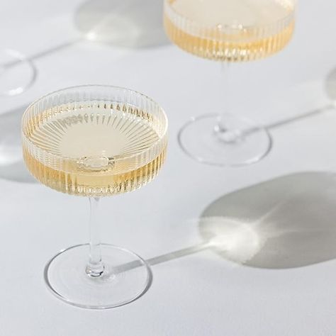 Siplett Luxe Champagne Coupe Glasses Set of 4 10 oz, Ribbed Martini Glasses with Gift Box, Vintage Champagne Glasses, Classic Cocktail Glasses with Stem : Amazon.ca: Home Vintage Champagne Glasses, Champagne Coupe Glasses, Vintage Champagne, Classic Cocktail, Martini Glasses, Martini Cocktail, Home Goods Decor, Cocktail Glasses, Champagne Glasses