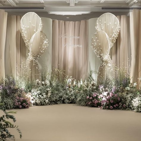 Wedding Reception Tel : 065-2247897 Line : 065-2247897 #FleurbyRainforest #elegance #destination #weddingreception #wedding #weddingplanner… | Instagram Wedding Backdrop Fabric, Bride Room Decoration Ideas, Wedding Throne, Dekor Akad, Maket Pasta, Dekor Lamaran, Happy Mom Day, Brides Room, Reception Backdrop