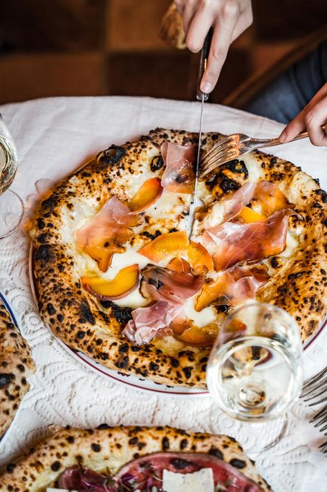 Neapolitan Pizza Photography, Bakers Percentage, Italian Food Photography, Pizza Photography, Pizzeria Design, Creative Pizza, Pizza Photo, Italian Bakery, Best Italian Restaurants