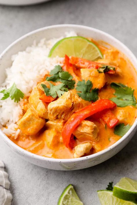 Chicken Red Curry, Curry Rice Bowl, Thai Red Curry Chicken With Rice Noodles, Chicken Red Thai Curry Recipe, Thai Inspired Red Curry Chicken Soup, Thai Red Curry Chicken And Vegetables, Thai Red Curry Chicken Recipe, Asian Chicken Recipes Easy, Red Thai Chicken Curry Coconut Milk