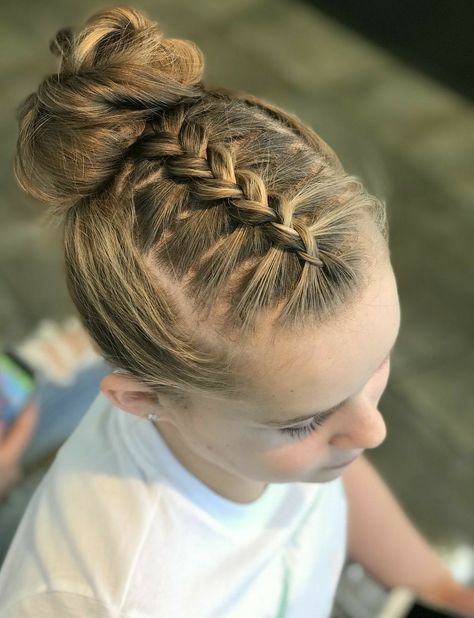 Toddler Dance Recital Hair, Gymnastics Buns For Meets, Dance Picture Hairstyles, Dancer Hairstyles Dance Hair, Dance Bun Hairstyles, Cute Gymnastics Hairstyles, Dance Competition Hairstyles, Gymnastic Hairstyles For Kids, Amish Hairstyles