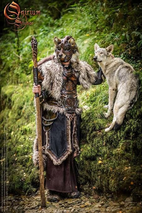 Celtic Armor, Warrior Cosplay, Armor Fantasy, Fantasy Photoshoot, Celtic Warrior, Werewolf Aesthetic, Wolf Costume, Wolf Mask, Celtic Warriors