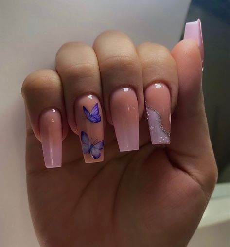 butterfly acrylicnaildesigns acrylic purplenails longnails Butterflies Nails Acrylics, Gel Nails Shape, Beginner Nail Designs, Disney Acrylic Nails, Mickey Nails, Retro Nails, Spring Acrylic Nails, Ombre Acrylic Nails, Colored Acrylic Nails