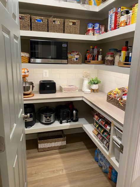 Pantry With Butcher Block Counter, Open Pantry Design Ideas, 4x4 Pantry Layout, Small Walk In Pantry Layout, Small Walk In Pantry, Pantry Closet Design, Pantry Layout, Open Pantry, Closet Built Ins