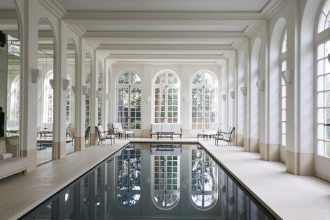 Joseph Dirand Architecture  - Ranelagh Indoor Swimming Pool Design, Joseph Dirand, Pool Indoor, Indoor Pool Design, Piscina Interior, Luxury Swimming Pools, Swimming Pool Ideas, Indoor Pools, Indoor Swimming Pool