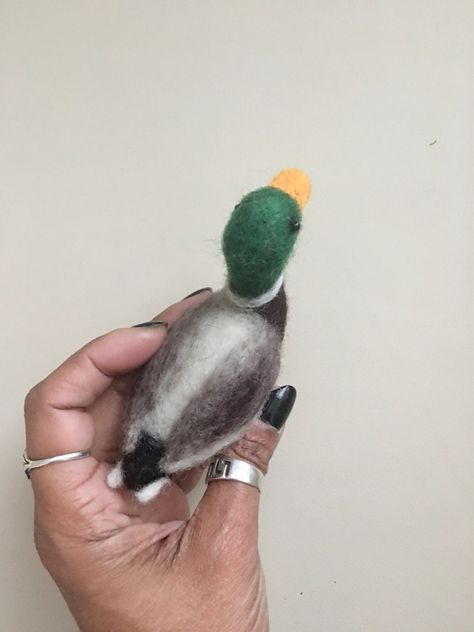 Needle Felted Mallard Duck MADE TO ORDER - Etsy Canada Wool Roving, Felt Birds, Mallard Duck, Needle Felt, Mallard, Eye Make, Pretty Design, Glass Eyes, Felt Art