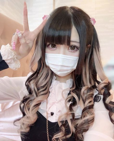 V Kei, Gyaru Hair, Kawaii Hairstyles, Harajuku Style, Pretty Hair Color, Hair Dye Colors, Hair Reference, Girly Fashion, Cute Makeup