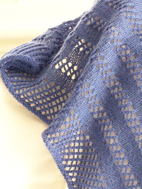 Shawlette Pattern, Knitting Shawl, Knitting Scarves, Knitted Scarves, Knitting Patterns Free Scarf, Scarf Patterns, Knitted Shawl, Knitted Blanket, Knitted Afghans