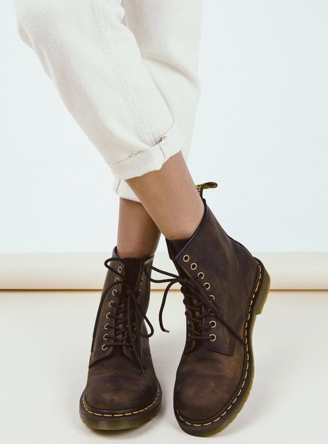 Shop Women's Boots Online Australia - Princess Polly Botas Grunge, Botas Outfit, Red Doc Martens, Doc Martens Outfits, White Doc Martens, Dr Martens Outfit, Doc Martens Style, Doc Martens Outfit, Doc Martens Boots