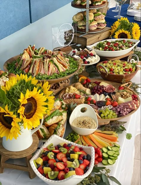 Charcuterie Theme Party, Salad Buffet Ideas, Sandwich Bar Buffet, Sandwich Buffet Ideas, Brunch Charcuterie Table, Bridal Shower Food Lunch, Salad Bar Ideas Party, Engagement Party Food Table, Lunch Buffet Ideas